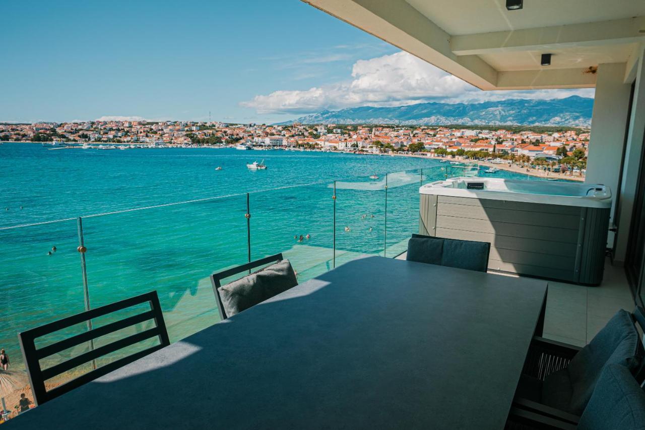 Kaneo Beach Hotel Novaglia Esterno foto