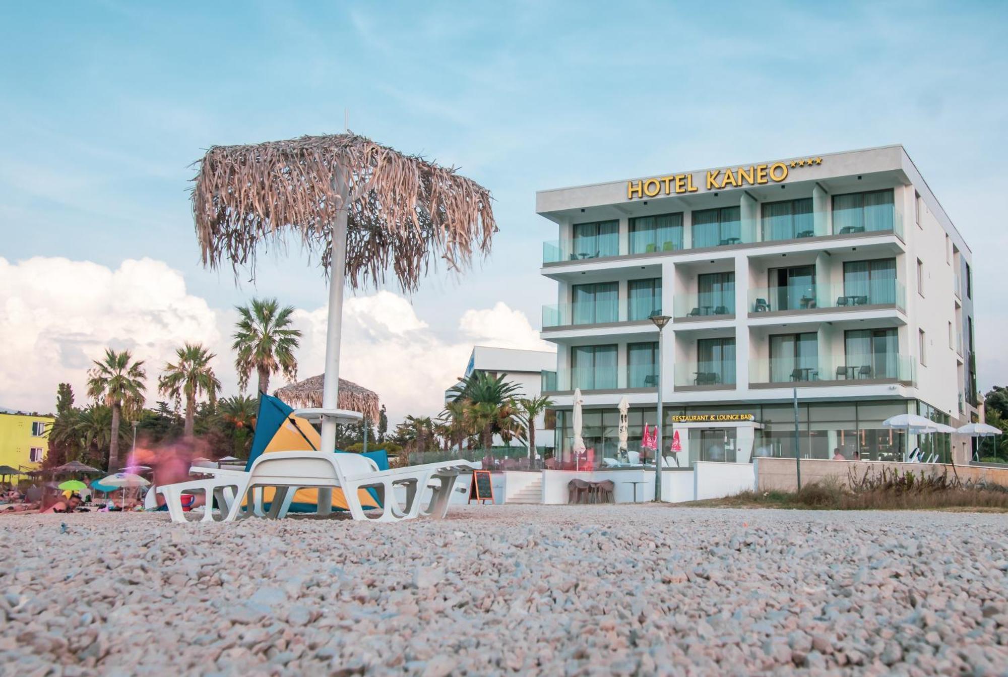 Kaneo Beach Hotel Novaglia Esterno foto