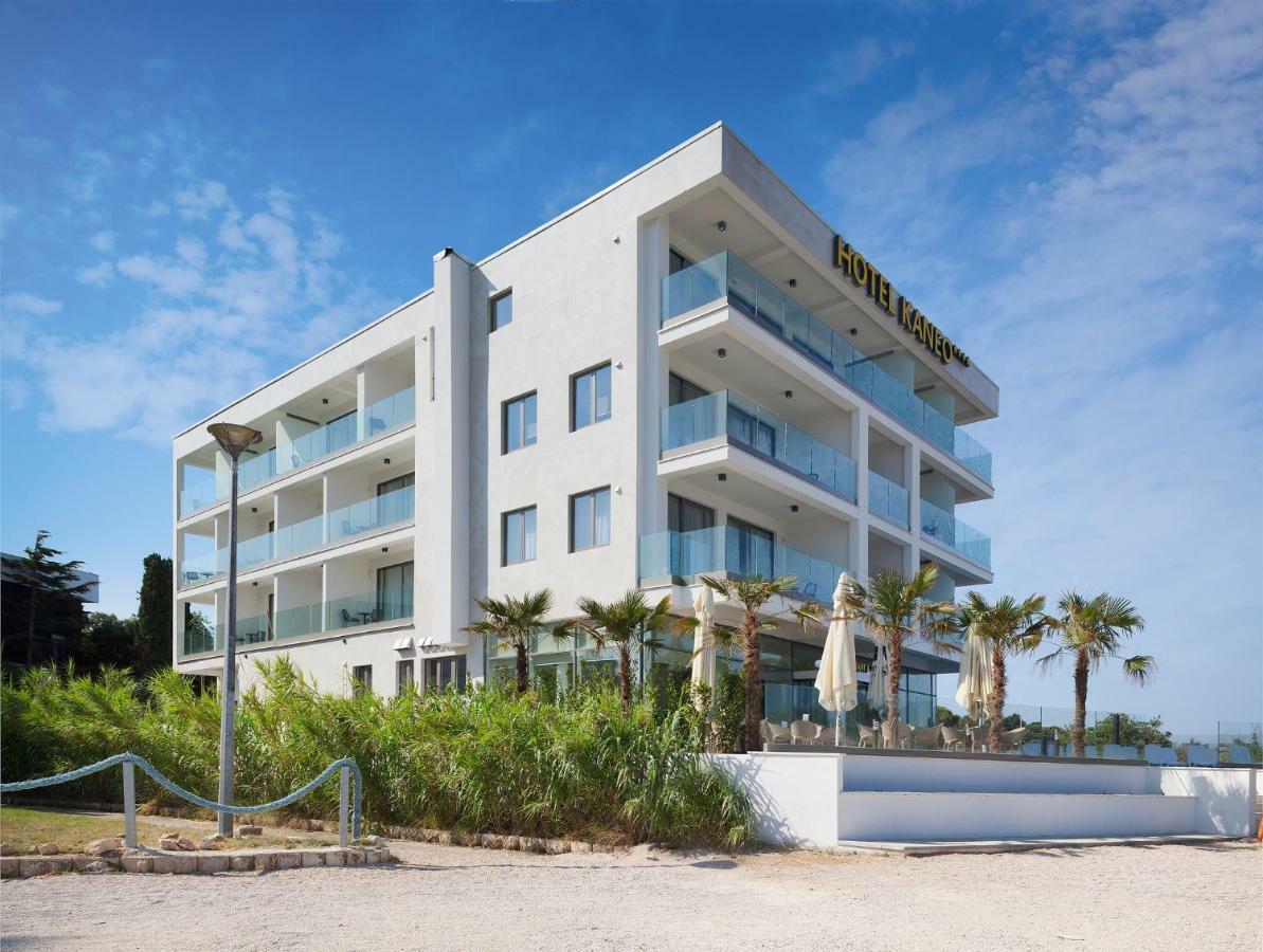 Kaneo Beach Hotel Novaglia Esterno foto